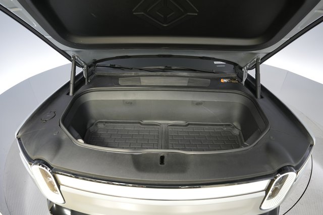 2022 Rivian R1T — photo 20 of 21