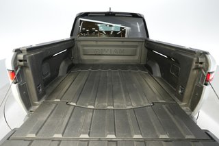 2022 Rivian R1T — photo 6 of 21
