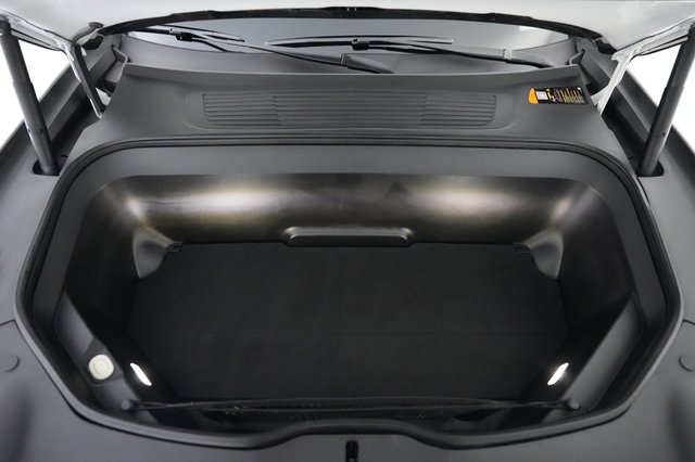 2023 Rivian R1T — photo 24 of 28