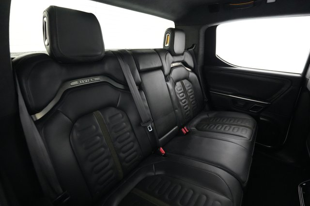 2023 Rivian R1T — photo 4 of 28