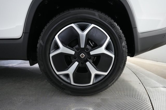 2023 Rivian R1T — photo 7 of 28