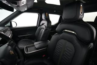 2023 Rivian R1T — photo 3 of 28