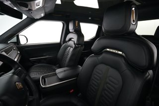 2023 Rivian R1T — photo 3 of 28