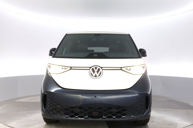 2025 Volkswagen ID.Buzz — photo 9 of 24