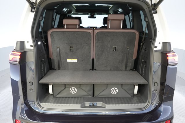 2025 Volkswagen ID.Buzz — photo 6 of 24