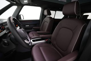 2025 Volkswagen ID.Buzz — photo 3 of 24