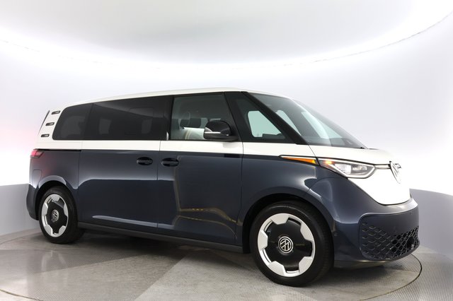 2025 Volkswagen ID.Buzz — photo 11 of 24