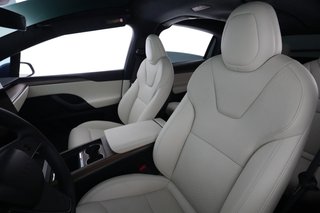 2026 Tesla Model X — photo 3 of 26