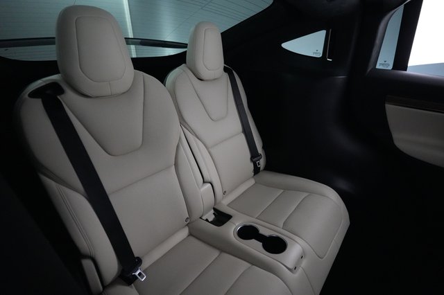 2026 Tesla Model X — photo 20 of 26