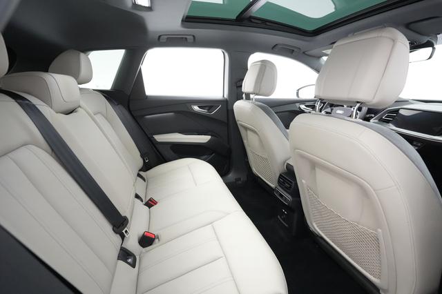 2023 Audi Q4 e-tron — photo 4 of 27