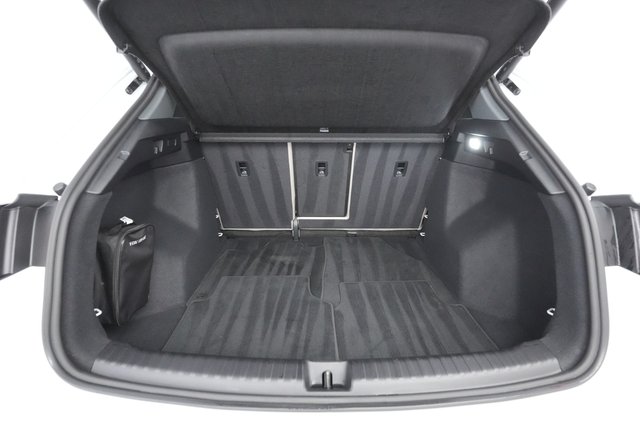 2023 Audi Q4 e-tron — photo 23 of 27
