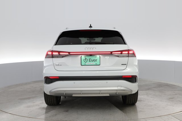 2023 Audi Q4 e-tron — photo 11 of 27