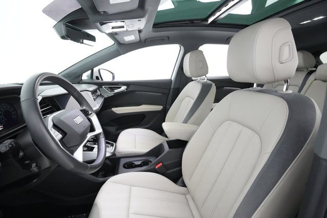 2023 Audi Q4 e-tron — photo 19 of 27