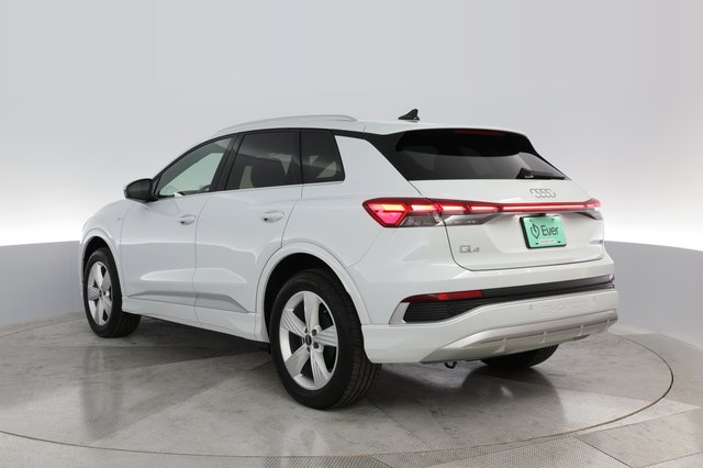 2023 Audi Q4 e-tron — photo 12 of 27