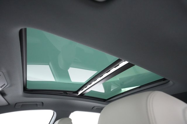 2023 Audi Q4 e-tron — photo 24 of 27