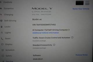 2022 Tesla Model Y — photo 5 of 27