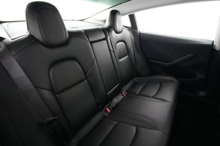 2019 Tesla Model 3 — photo 4 of 26