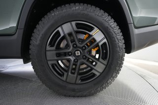 2022 Rivian R1T — photo 7 of 28
