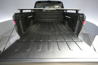 2022 Rivian R1T — photo 6 of 28