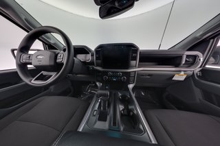 2024 Ford F-150 Lightning — photo 14 of 21
