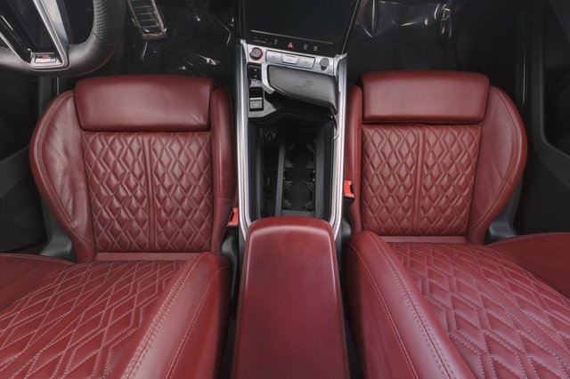 2024 Audi SQ8 e-tron — photo 22 of 27