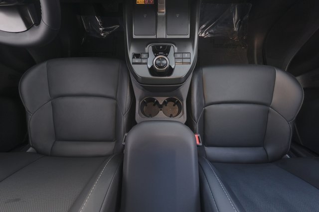 2026 Toyota bZ — photo 22 of 27