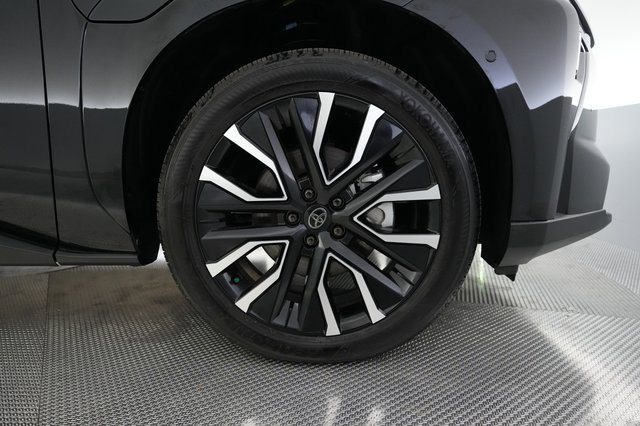2026 Toyota bZ — photo 16 of 27