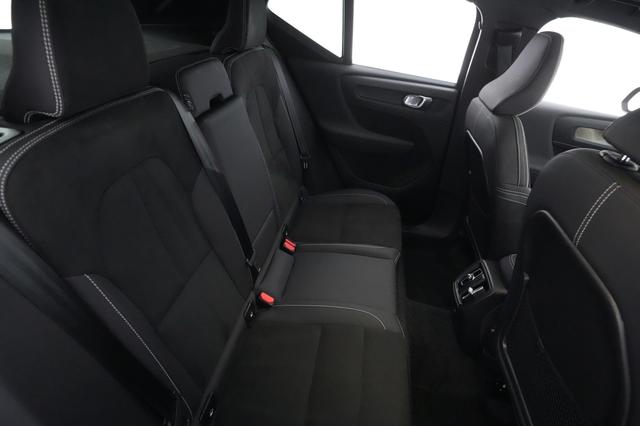 2023 Volvo XC40 Recharge — photo 4 of 26