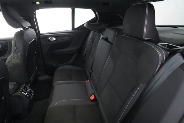 2023 Volvo XC40 Recharge — photo 19 of 26