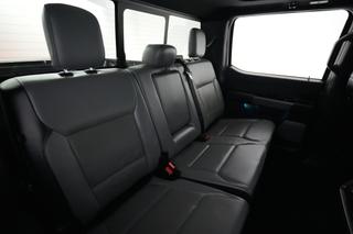 2023 Ford F-150 Lightning — photo 4 of 18