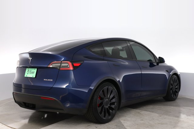 2021 Tesla Model Y — photo 2 of 24