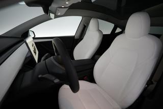 2022 Tesla Model Y — photo 3 of 26