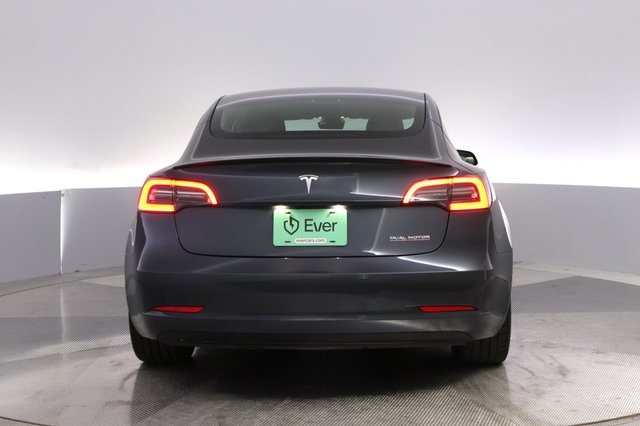 2023 Tesla Model 3 — photo 12 of 26