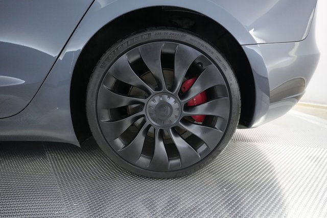 2023 Tesla Model 3 — photo 7 of 26