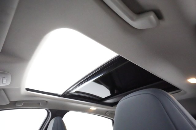 2023 Nissan Ariya — photo 24 of 27