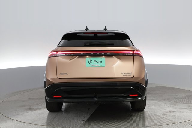 2023 Nissan Ariya — photo 11 of 27