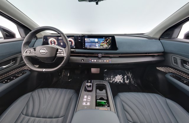2023 Nissan Ariya — photo 18 of 27