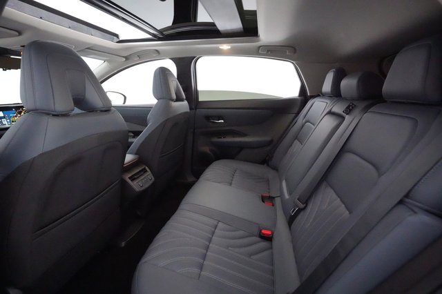 2023 Nissan Ariya — photo 20 of 27