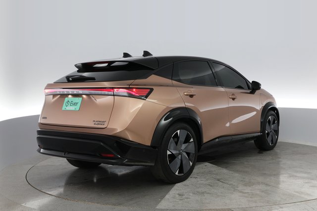2023 Nissan Ariya — photo 10 of 27
