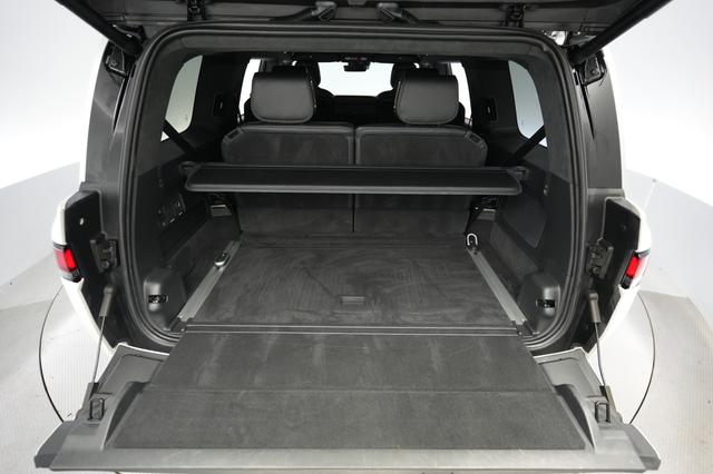 2023 Rivian R1S — photo 6 of 27