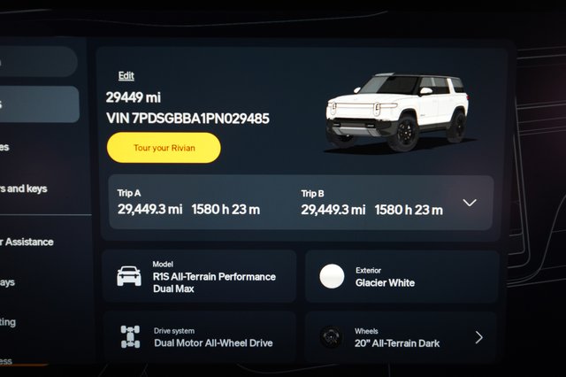 2023 Rivian R1S — photo 5 of 27