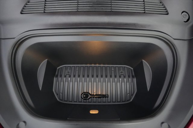 2023 Tesla Model Y — photo 23 of 25