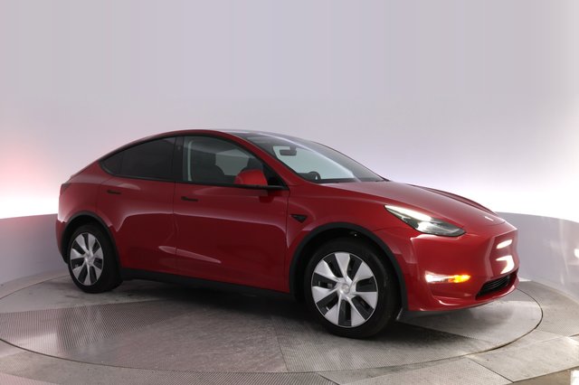 2023 Tesla Model Y — photo 11 of 25