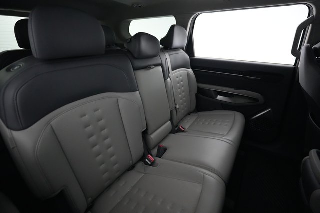 2024 Kia EV9 — photo 4 of 26