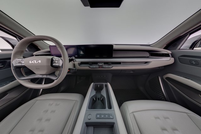 2024 Kia EV9 — photo 23 of 26
