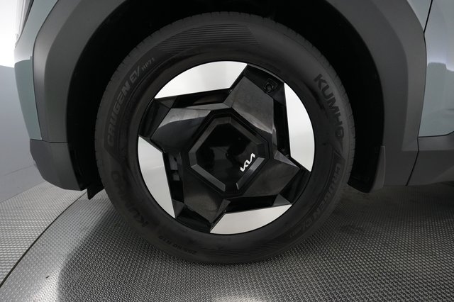 2024 Kia EV9 — photo 15 of 26