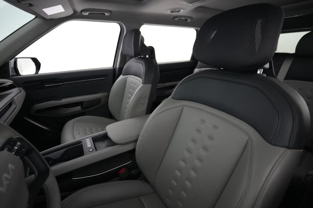 2024 Kia EV9 — photo 3 of 26