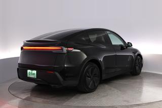 2026 Tesla Model Y — photo 2 of 25