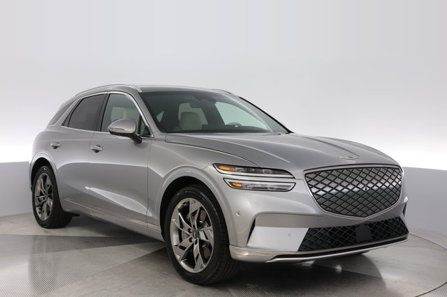 2023 Genesis Electrified GV70 — photo 10 of 24