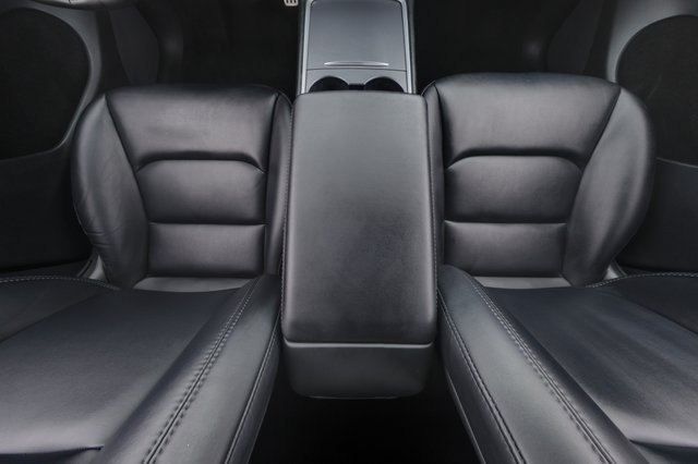 2023 Tesla Model Y — photo 21 of 25